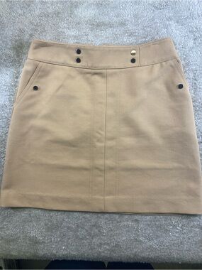 H&M Beige Mini Skirt with Button Accents size 4
